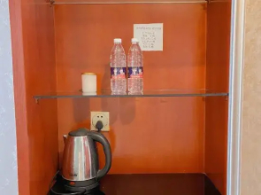 Xinqiao Business Hotel