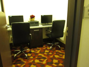 Sigma Inn & Suites Melville