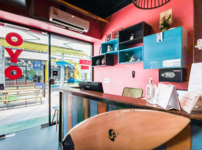 OYO 1074 Fin Hostel