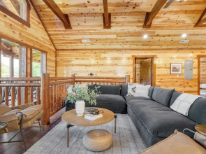 Ridge View by Avantstay15mins From Pigeon Forge w/ Pavilion, Indoor Pool & Hot Tub!