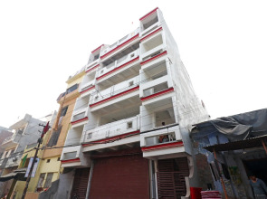 OYO Flagship 22705 Triveni Inn