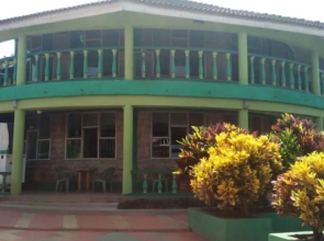 Owoods Annex Hotel