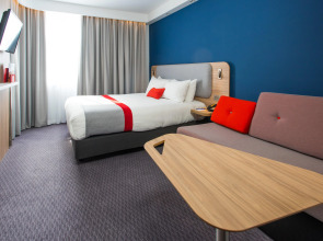 Holiday Inn Express Burton Upon Trent by IHG