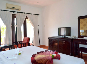 Sea Lion Beach Resort & Spa