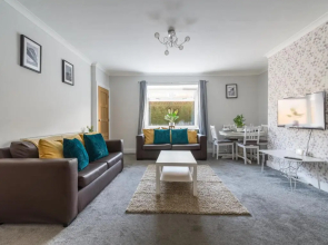Chestnut House - Cosy 2 Bedroom - Ashington