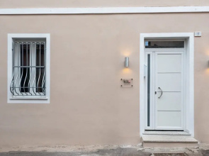 Altré Guest House