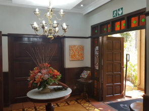 Court Classique Suite Hotel