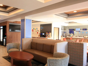 Holiday Inn Express & Suites Ashland by IHG