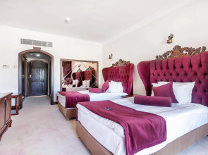 Le Chateau Lambousa Hotel