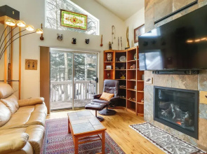 Spacious Frisco Retreat w/ Private Hot Tub!