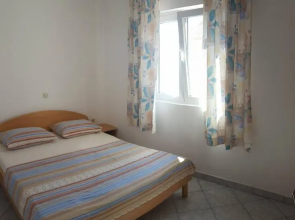 Apartments Petar Maksan