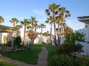Noa - Cosy 2 Bedroom, in the Green Oasis