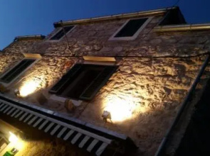 Buena Vis-ta Apartments with the Sea View