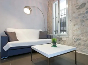 Maison Arlésienne Idéalement Située