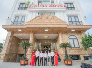 Luxury Hotel