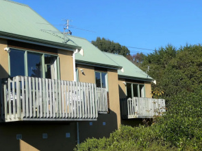 Portobello Motel Studios and Cottages