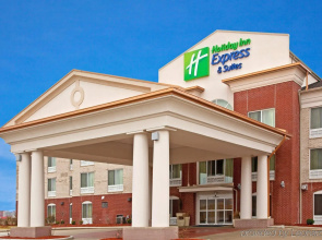 Holiday Inn Express & Suites Vandalia by IHG
