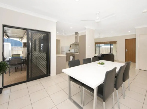 3 bedroom central home