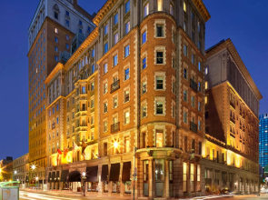 The Omni King Edward Hotel