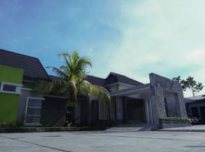 OYO 680 Grhadika Jodipati Syariah