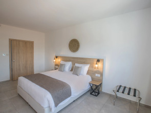 Bohemian Gardens Hotel