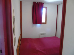 Lou Services Apartment CB24 LSI 001
