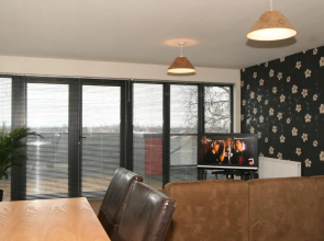 Gloucester Road Serviced Apartments by Roomsbooked