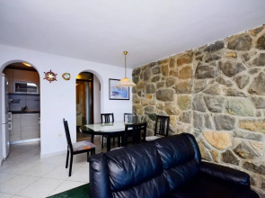 House Milovan