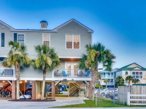 An Amazing Surfside Beach Escape