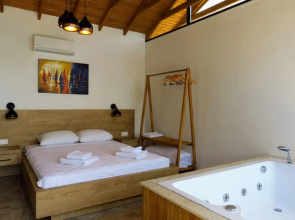 Marvelous Villa with Jacuzzi and Pool in Kalkan