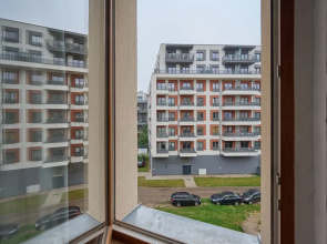 Studio z Antresolą by Renters