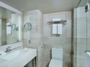 Millennium Hilton New York One UN Plaza