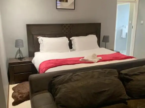 Cabin 101 Guest Lodge