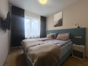 Апартаменты на проспекте Стачек 64