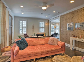 Pool & Hot Tub: Ideally Located 'austin Oasis'