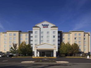 Fairfield Inn & Suites Newark Liberty International Airport