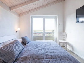 Exklusiv Eingerichtetes Ferienhaus in Strandnahe