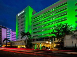 Holiday Inn Miami Beach - Oceanfront by IHG