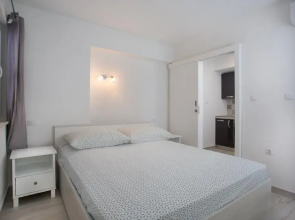 Serious Job Apartment