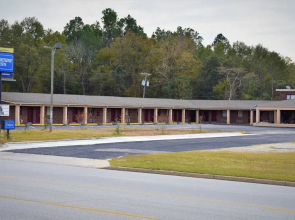 New Swainsboro Inn