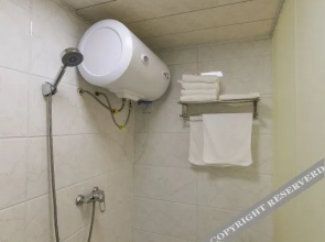 Jiayin Wenjia Holiday Hotel