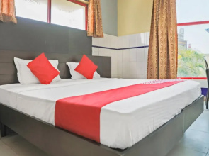 Shanthi Royal by OYO Rooms