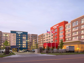 Courtyard by Marriott Calgary South