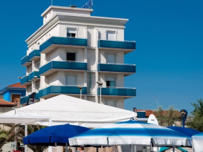 Hotel Sayonara