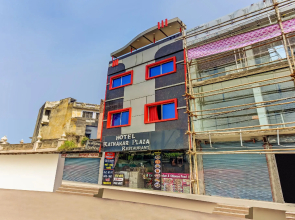 SPOT ON 62077 Hotel Ratnakar Plaza