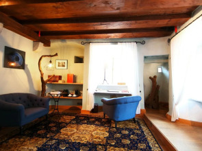 The Three Sisters Hotel