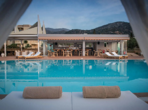 Notos Heights Hotel & Suites