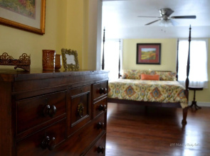 The Oaks Bed and Breakfast
