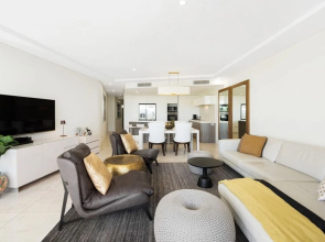 Sea Pearl 202- Waterfront Luxury