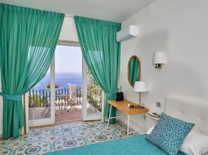 Malafemmena Guest House